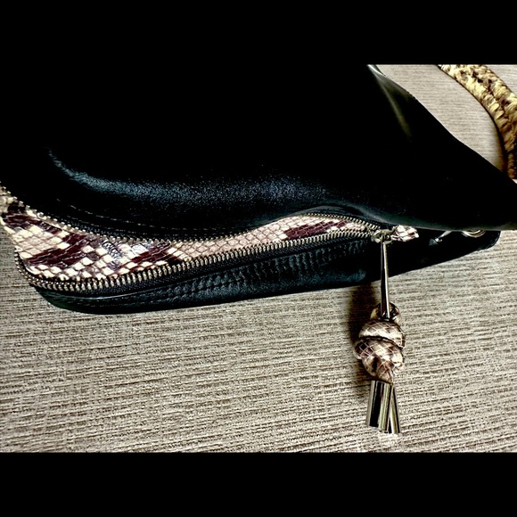 Michael Kors Isabel Large Convertible Shoulder Bag - Picture 2 of 6